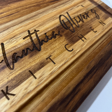 Load image into Gallery viewer, Cutting Board 18" x 14"